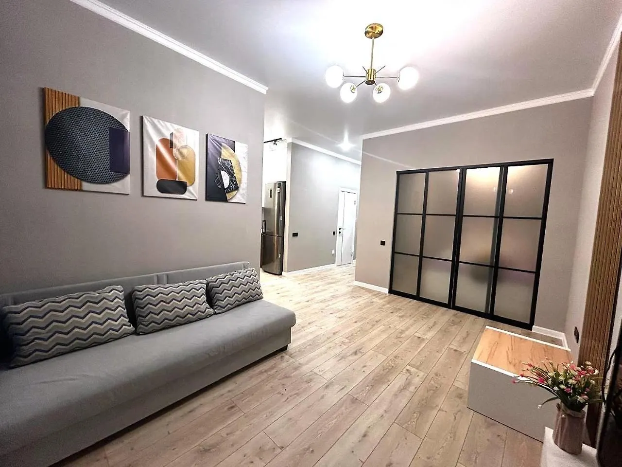 Двухкомнатная Квартира В Жк Дастур Astaná Apartamento